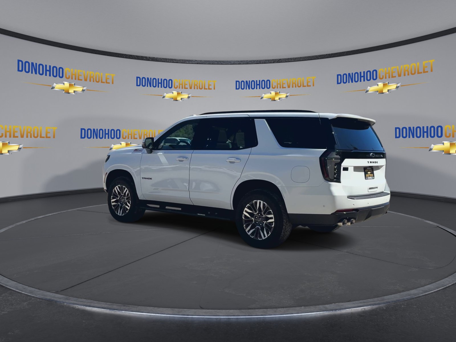 New 2027 Chevrolet Tahoe Z71 w/ Comfort Package AWD/4WD image 9