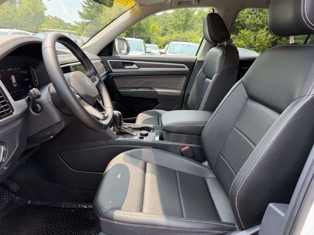 Used 2023 Volkswagen Atlas SE w/ Panoramic Sunroof Package AWD/4WD image 16