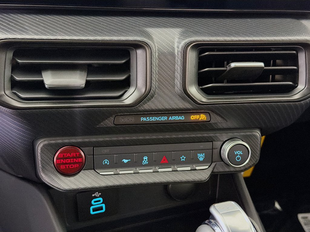 Certified 2026 Ford Mustang Coupe RWD image 30