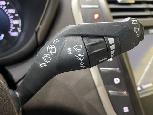 Used 2017 Lincoln MKC Reserve w/ Lincoln MKC Climate Package image 21