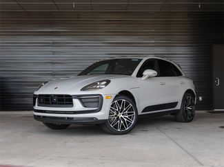 Certified 2025 Porsche Macan video 1