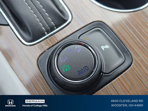 Used 2019 GMC Acadia SLE w/ Driver Alert Package I image 31