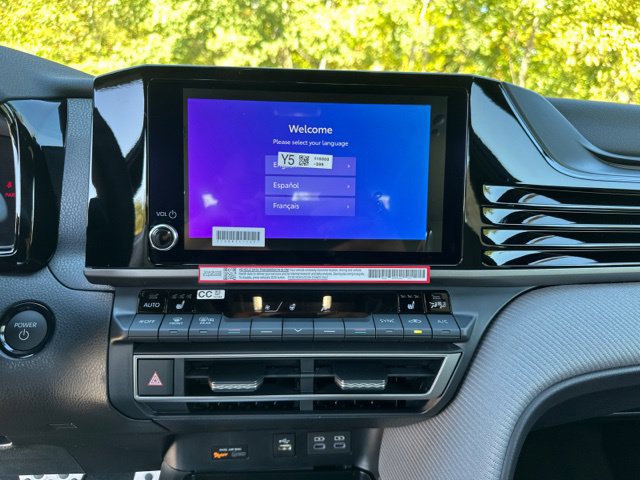 New 2026 Toyota Camry SE FWD image 32