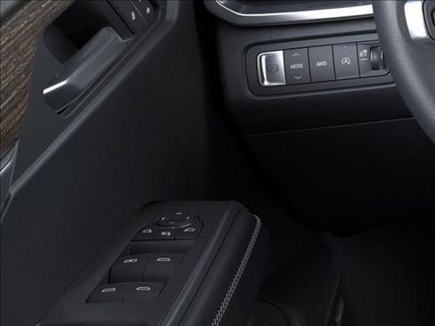 New 2026 GMC Acadia Denali w/ Super Cruise Package image 26