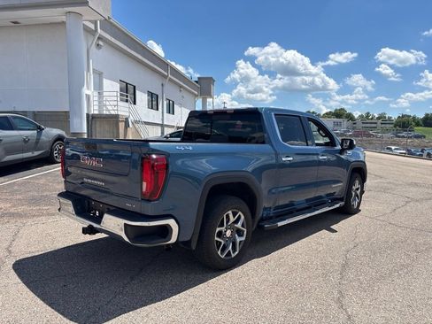 Used 2024 GMC Sierra 1500 SLT AWD/4WD image 7