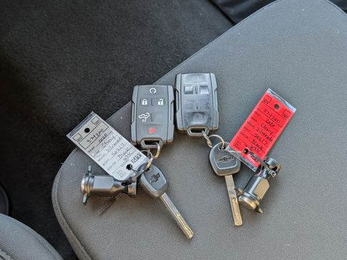 Used 2020 Chevrolet Silverado 1500 Custom w/ Custom Value Package image 33