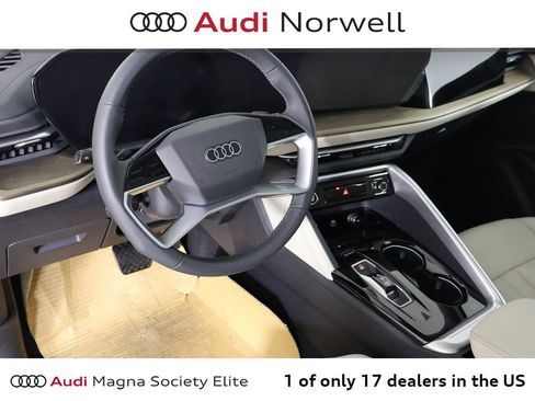 New 2025 Audi Q5 Premium image 2