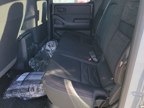 New 2026 Nissan Frontier PRO-4X w/ Pro-4x Convenience Package image 7