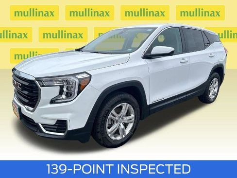 Used 2024 GMC Terrain SLE AWD/4WD image 15