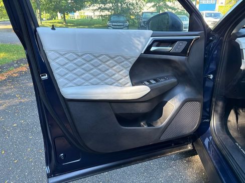 Used 2024 Mitsubishi Outlander SEL AWD/4WD image 14