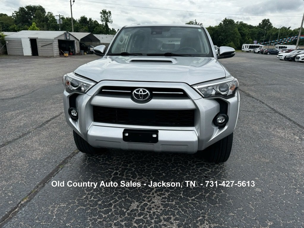 Used 2022 Toyota 4Runner TRD Off-Road Premium AWD/4WD image 3