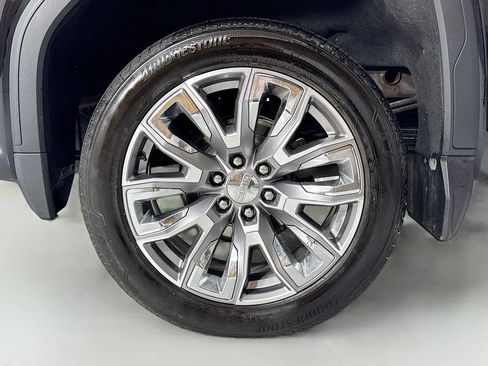 Used 2024 GMC Sierra 1500 Denali AWD/4WD image 11