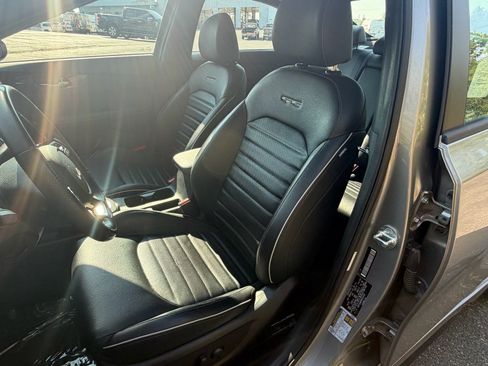 Used 2023 Kia Forte GT-Line w/ GT-Line Premium Package FWD image 24