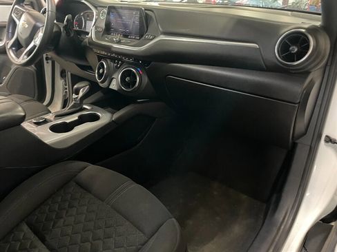 Used 2021 Chevrolet Blazer LT FWD image 18