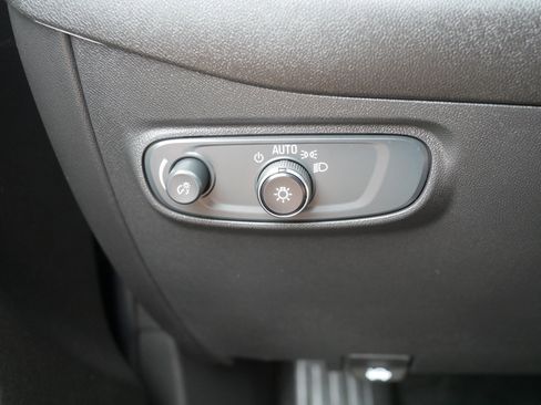 Used 2024 Chevrolet Equinox LT w/ LPO, Floor Liner Package image 26