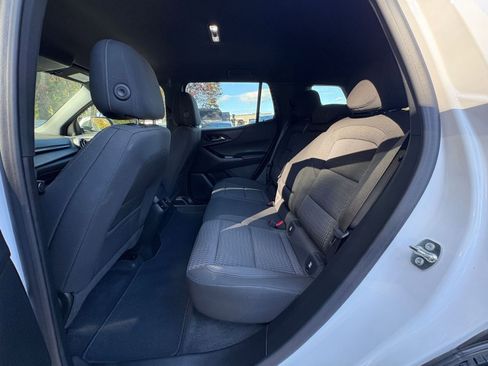 Used 2025 Chevrolet Equinox LT image 21