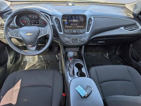 Used 2024 Chevrolet Malibu RS image 15