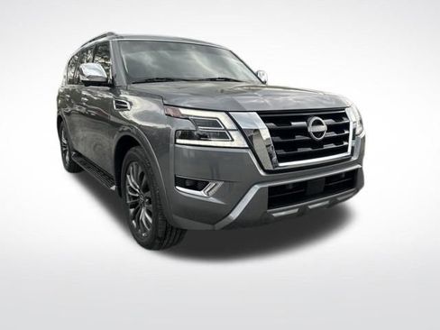 Used 2023 Nissan Armada Platinum w/ Captain's Chairs Package RWD image 7