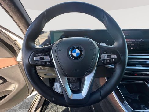 Used 2025 BMW X5 xDrive50e image 15