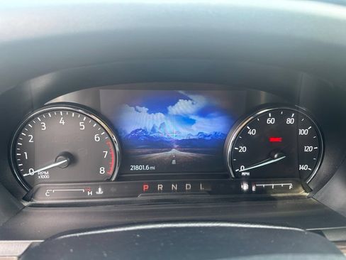 Used 2023 Ford Explorer Limited w/ Equipment Group 301A AWD/4WD image 9