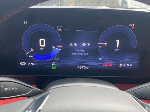 Used 2024 Chevrolet Blazer EV RS image 19