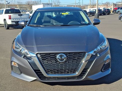 Certified 2019 Nissan Altima 2.5 S image 2