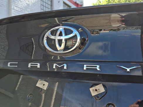 Used 2024 Toyota Camry SE FWD image 28