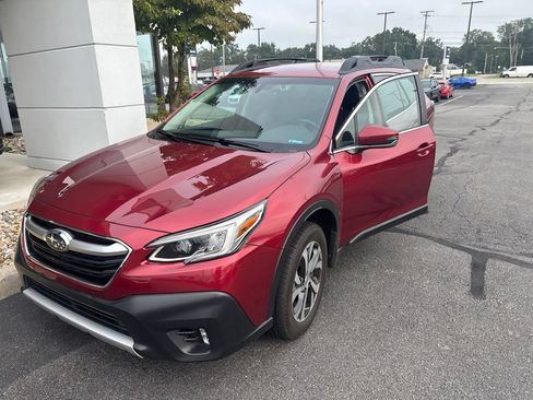 Used 2020 Subaru Outback Limited w/ Popular Package #2 AWD/4WD image 2