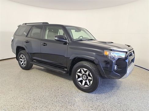 Used 2021 Toyota 4Runner TRD Off-Road Premium image 4