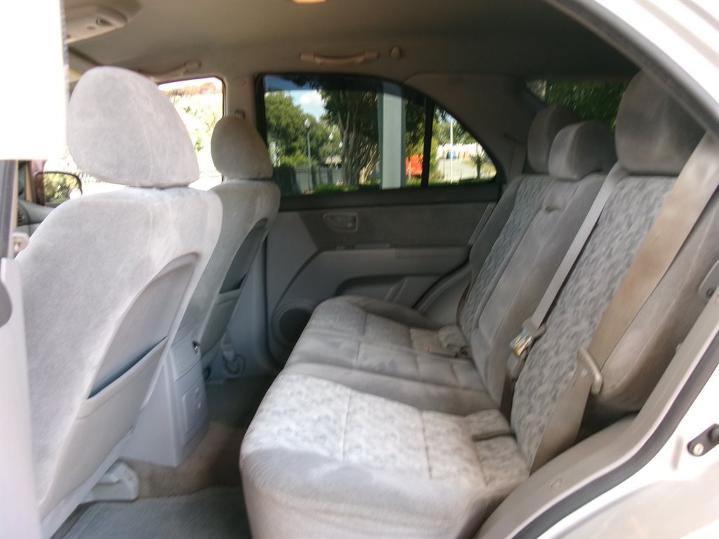 Used 2008 Kia Sorento 2WD image 27