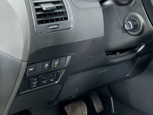 Used 2024 INFINITI QX80 Sensory image 10