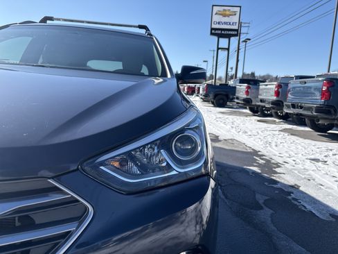 Used 2017 Hyundai Santa Fe Sport image 10