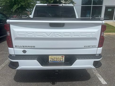 Used 2024 Chevrolet Silverado 1500 Custom AWD/4WD image 8