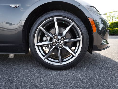 Used 2022 MAZDA MX-5 Miata RF Grand Touring image 13