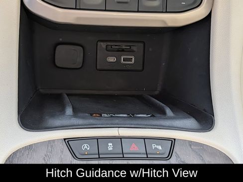 Used 2023 GMC Acadia Denali w/ Denali Ultimate Package FWD image 17