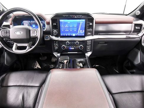 Used 2022 Ford F150 Lariat w/ Equipment Group 502A High AWD/4WD image 3