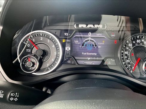 Used 2025 RAM 1500 Laramie AWD/4WD image 20