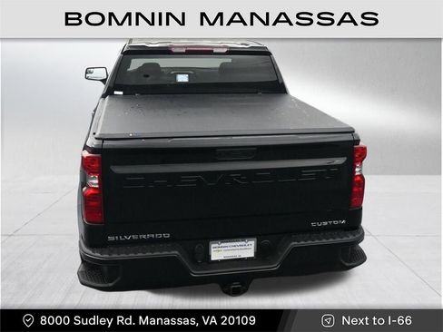 Used 2022 Chevrolet Silverado 1500 Custom image 24