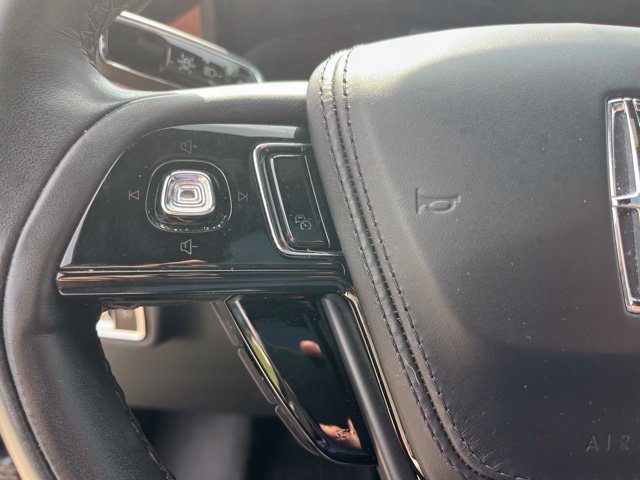 Used 2023 Lincoln Aviator Reserve w/ Equipment Group 201A RWD image 16