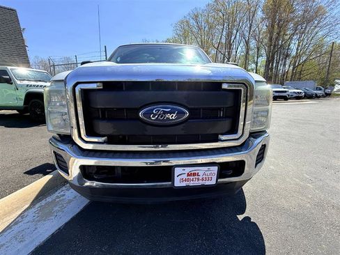Used 2011 Ford F250 XL w/ PWR Equipment Group image 2