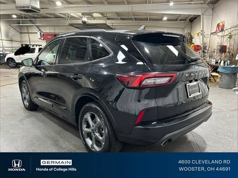 Used 2024 Ford Escape ST-Line AWD/4WD image 7