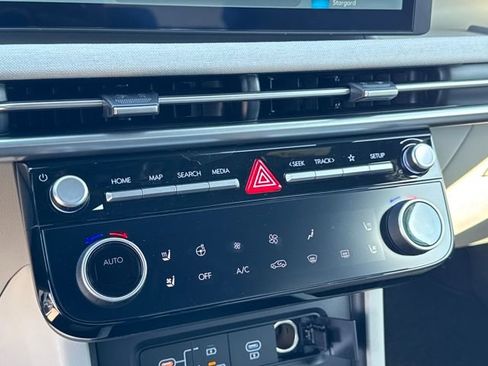 New 2026 Hyundai Tucson Limited image 21