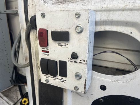 Used 2010 Ford E-350 and Econoline 350 Super Duty image 9