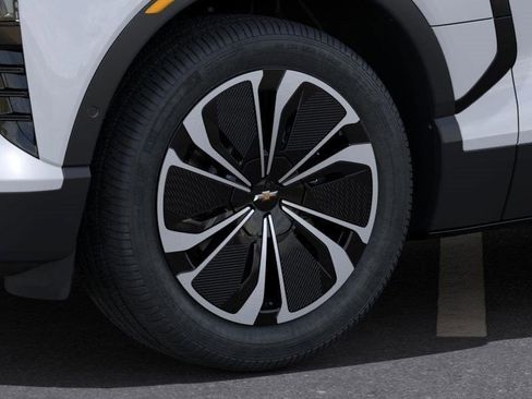 New 2025 Chevrolet Blazer EV LT image 33