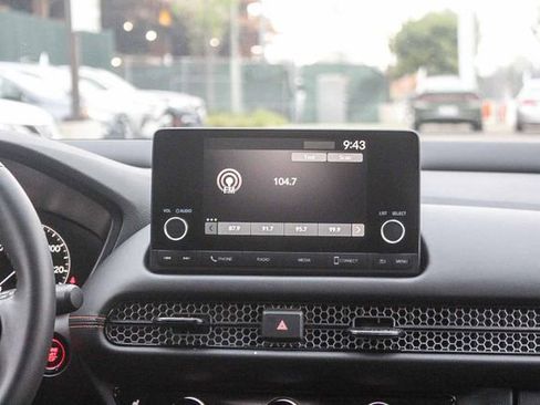 Used 2024 Honda HR-V Sport image 21