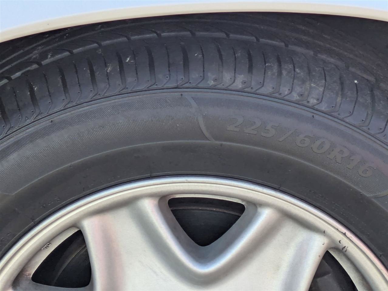 Used 1999 Cadillac Eldorado w/ Comfort/Convenience Pkg FWD image 10