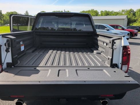 Used 2025 Honda Ridgeline Black Edition image 36