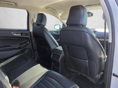 Used 2024 Ford Edge SEL image 19
