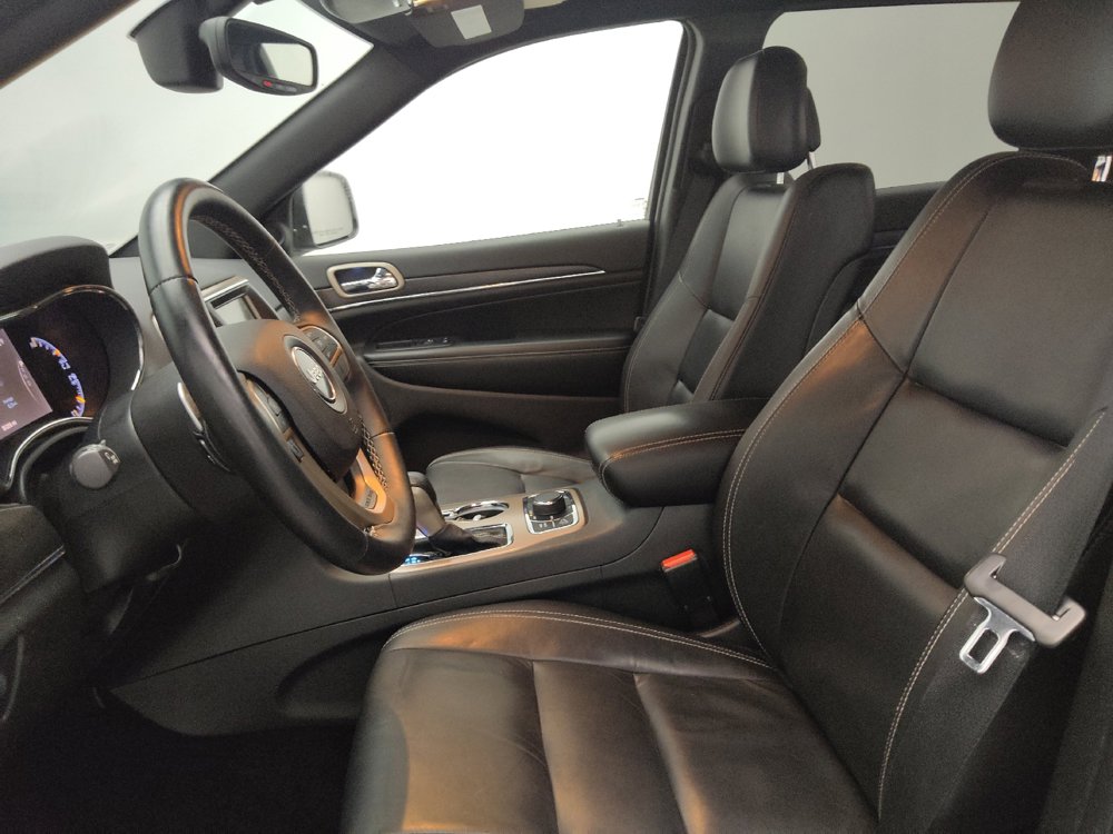 Used 2017 Jeep Grand Cherokee Limited AWD/4WD image 17