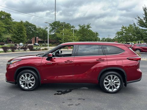 Used 2020 Toyota Highlander Limited AWD/4WD image 24